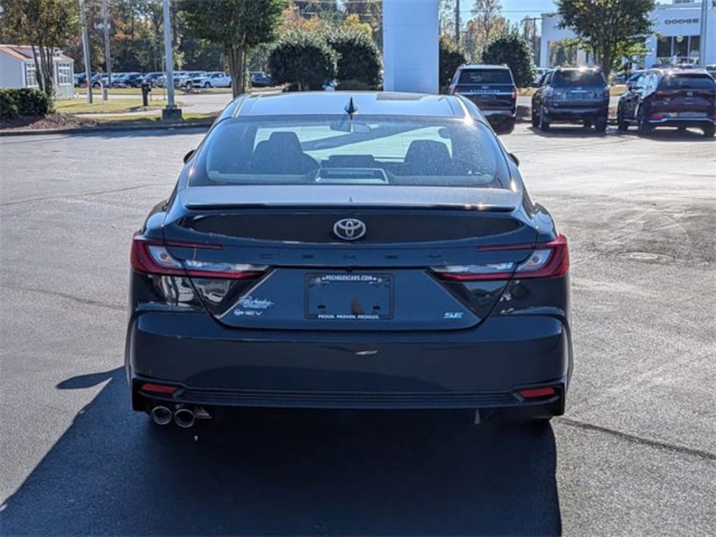 New 2026 Toyota Camry SE Sedan