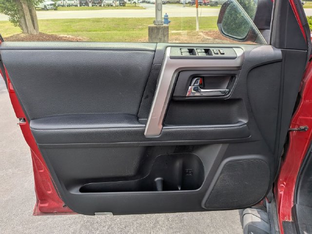 2021 Toyota 4Runner SR5 - Photo 10