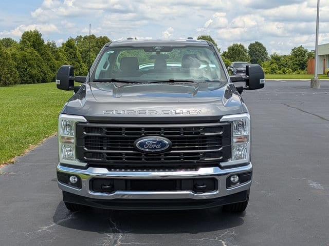 2025 Ford F-250 Super Duty XL - Photo 9