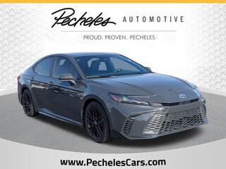 2025 Toyota Camry SE Sedan