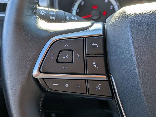 2020 Toyota Highlander LE - Photo 16