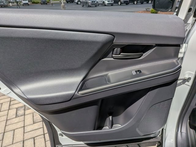 2026 Toyota bZ XLE - Photo 19