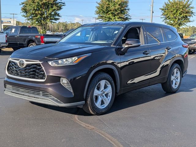 2020 Toyota Highlander LE - Photo 7
