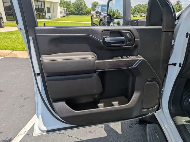 2020 Chevrolet Silverado 3500HD LTZ - Photo 12