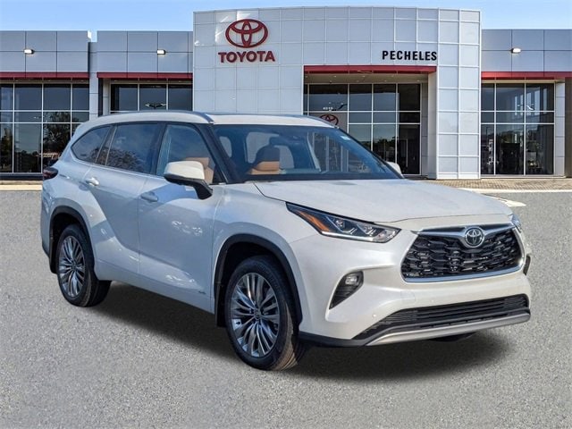 2026 Toyota Highlander Hybrid SUV 