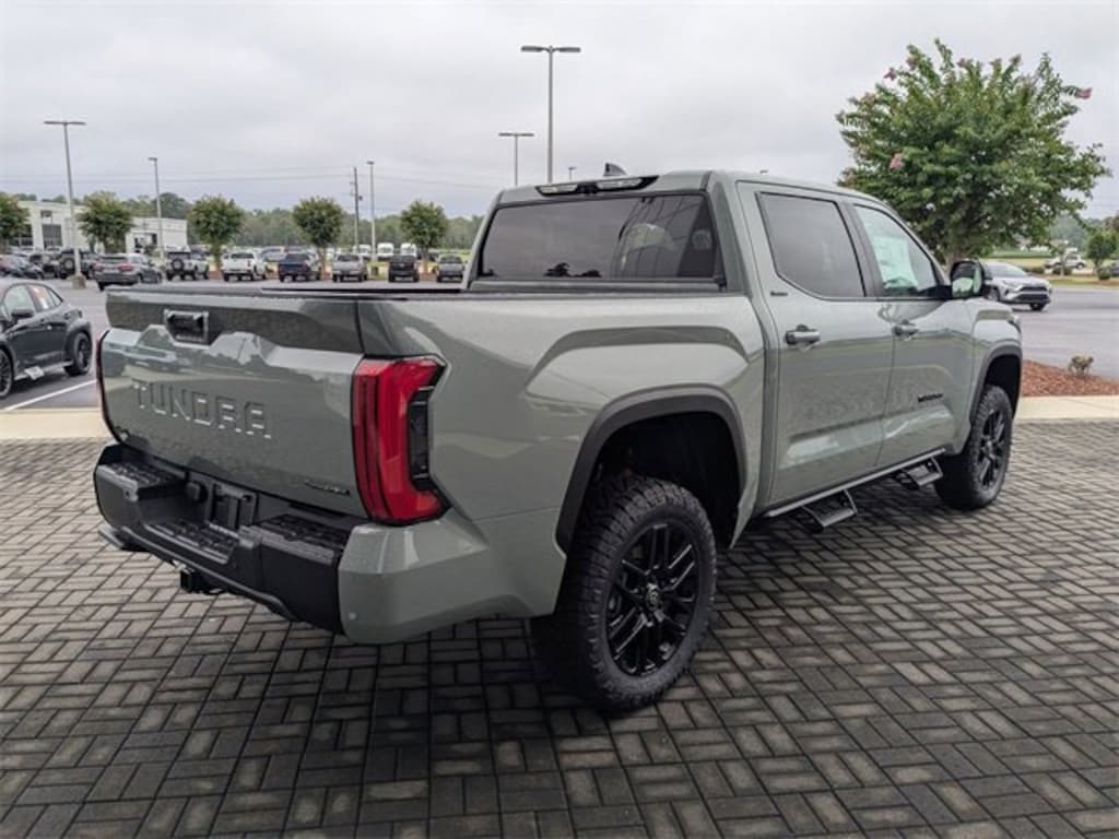 New 2025 Toyota Tundra i-FORCE MAX Limited i-FORCE MAX Truck CrewMax