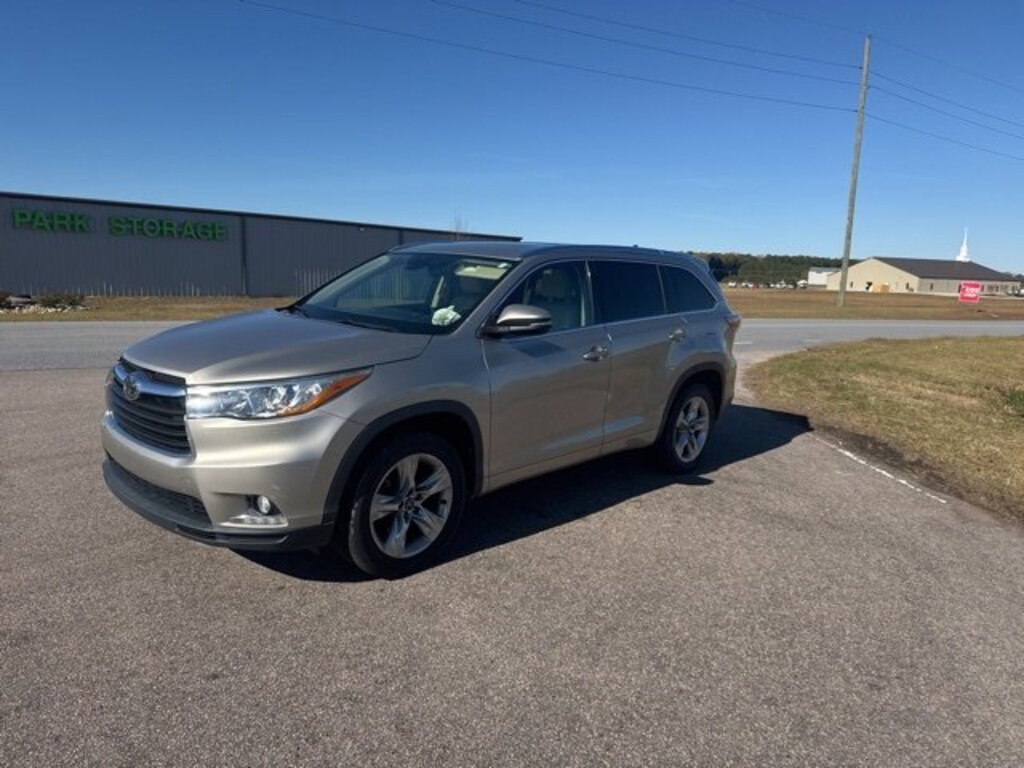 Used 2016 Toyota Highlander Sport Utility