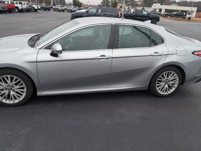 2020 Toyota Camry XLE