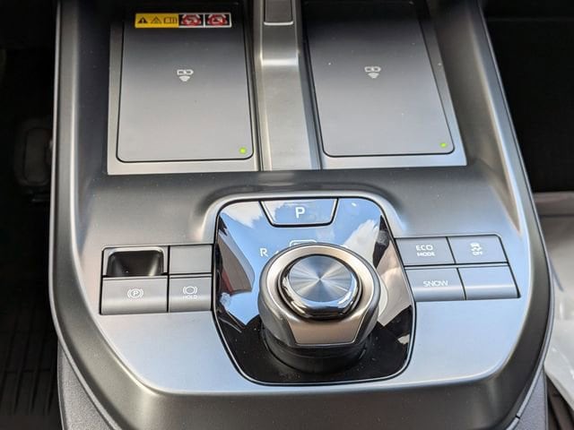 2026 Toyota bZ XLE - Photo 17