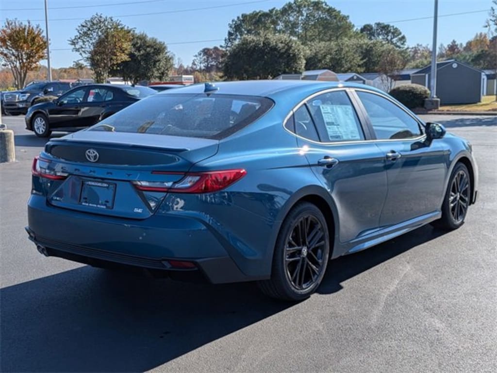 New 2026 Toyota Camry SE Sedan