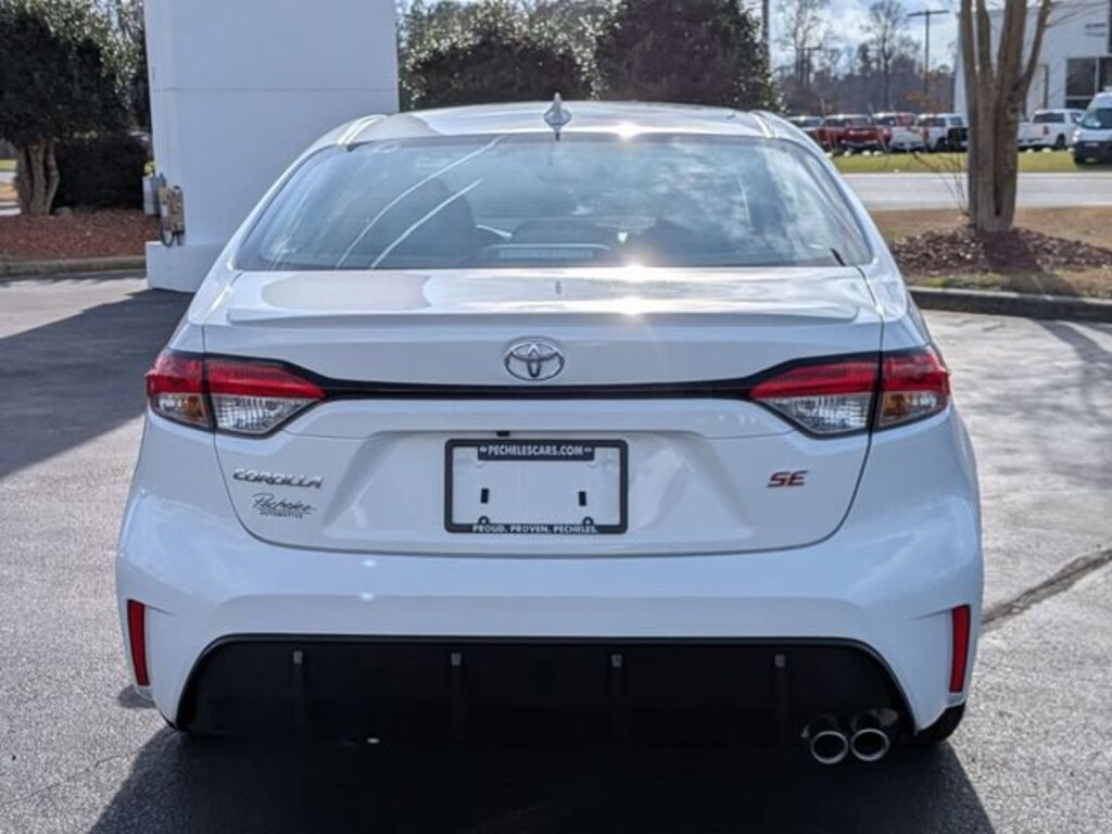 New 2026 Toyota Corolla SE Sedan