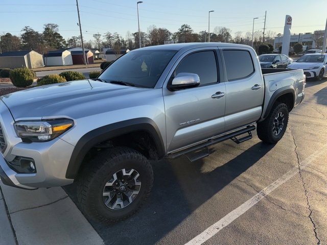 2023 Toyota Tacoma TRD Off Road's photo