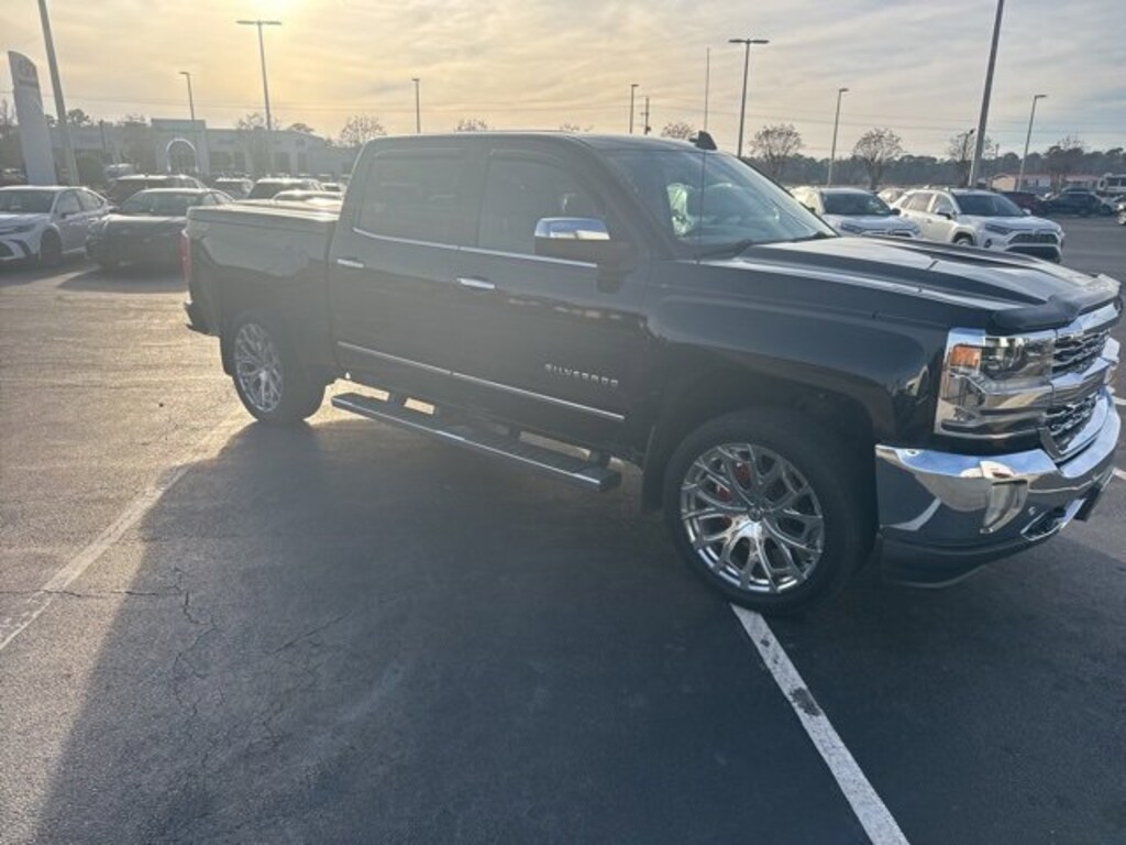 Used 2017 Chevrolet Silverado 1500 LTZ Truck