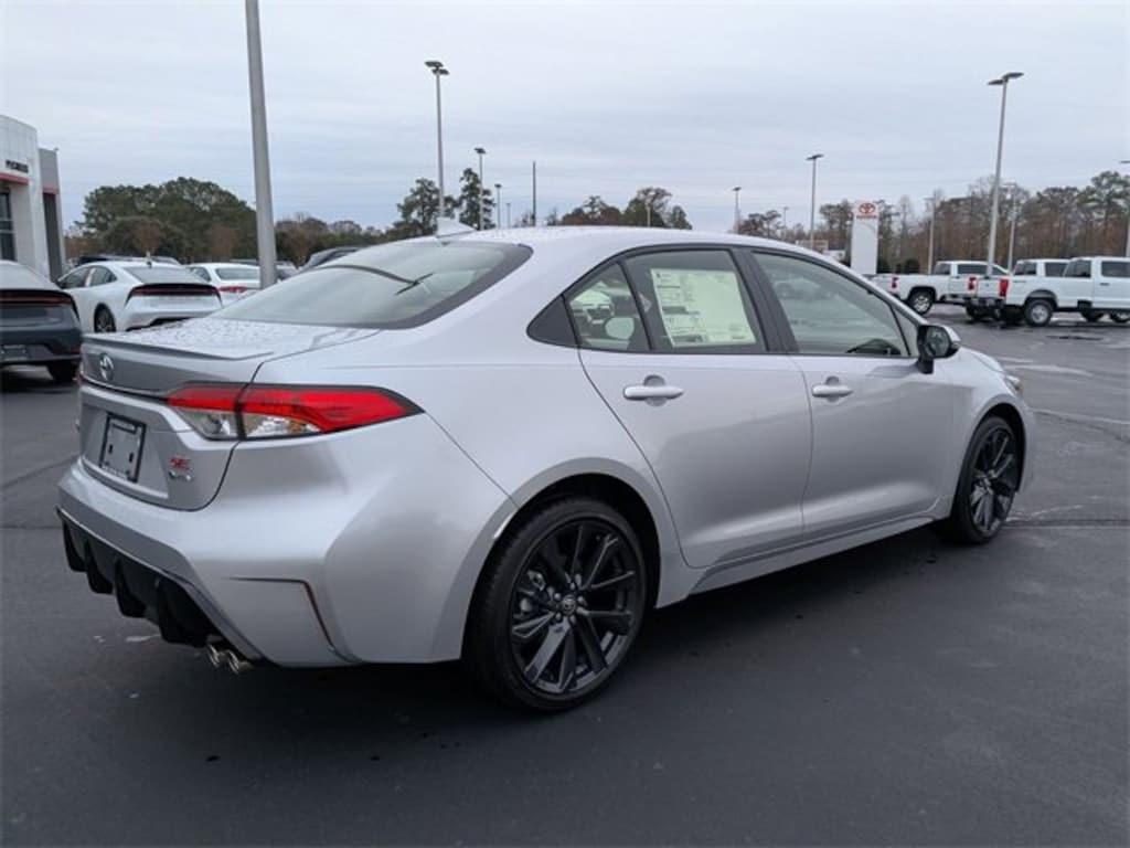 New 2026 Toyota Corolla Hybrid SE Sedan