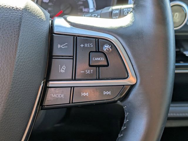 2020 Toyota Highlander LE - Photo 17