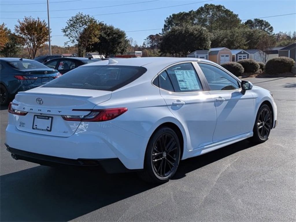 New 2026 Toyota Camry SE Sedan