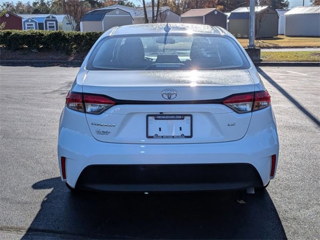 Used 2024 Toyota Corolla LE Sedan