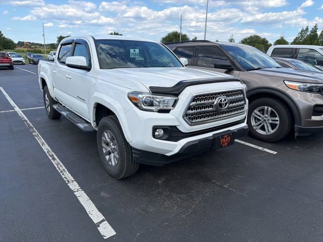 2016 Toyota Tacoma SR5 Double Cab 4x2 V6 Auto Short Bed's photo