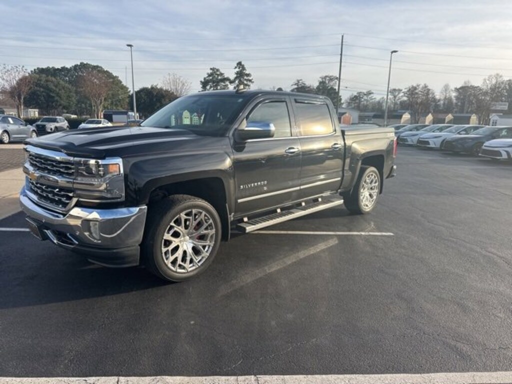 Used 2017 Chevrolet Silverado 1500 LTZ Truck