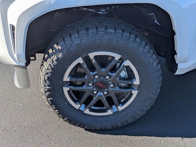 2025 Toyota Tacoma TRD Sport - Photo 9