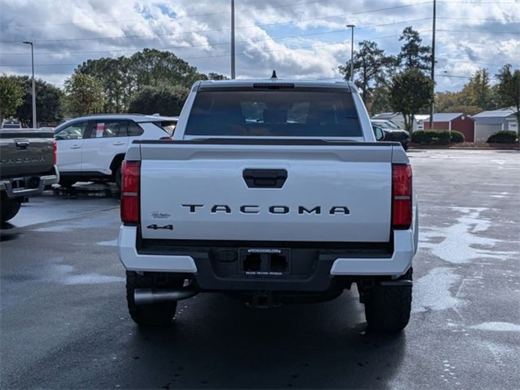 New 2025 Toyota Tacoma TRD Off-Road Truck Double Cab