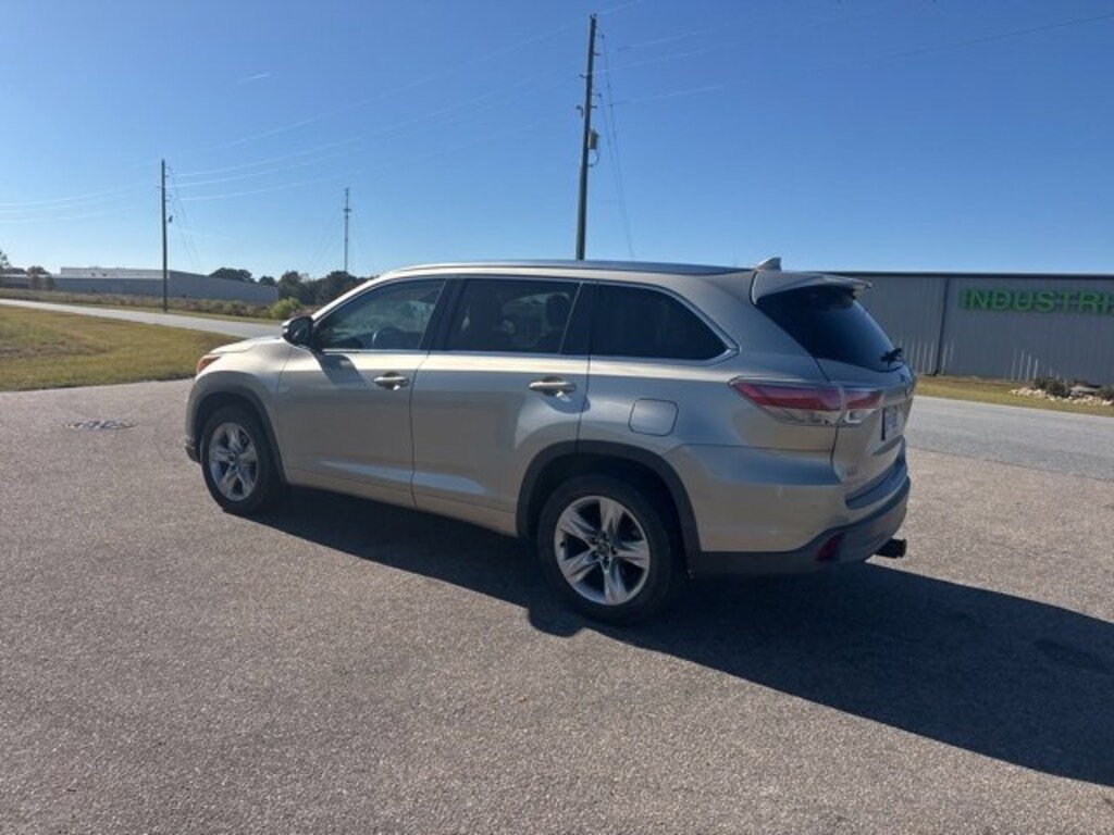 Used 2016 Toyota Highlander Sport Utility