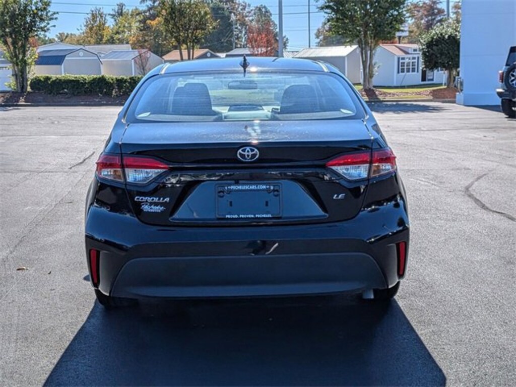 Certified 2024 Toyota Corolla LE Sedan