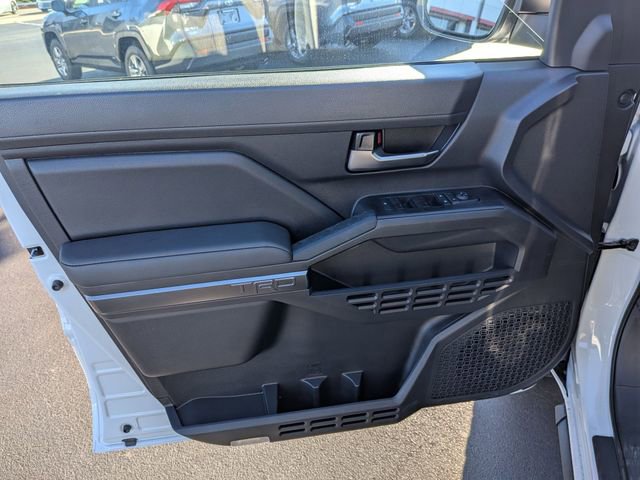 2025 Toyota Tacoma TRD Sport - Photo 10