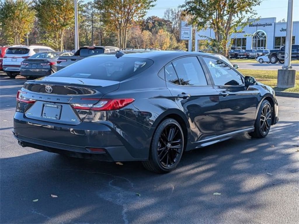 Certified 2025 Toyota Camry SE Sedan