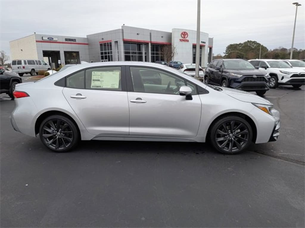 New 2026 Toyota Corolla Hybrid SE Sedan