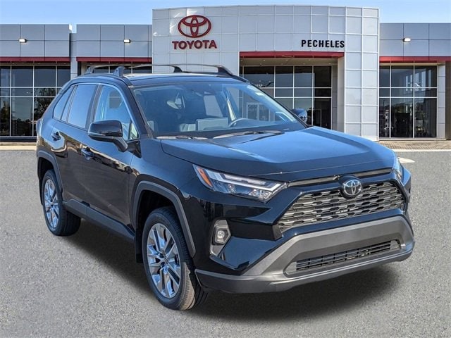 2025 Toyota RAV4 XLE Premium's photo