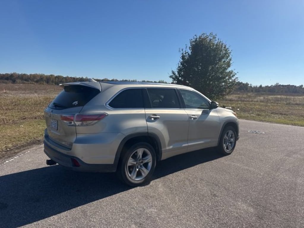 Used 2016 Toyota Highlander Sport Utility