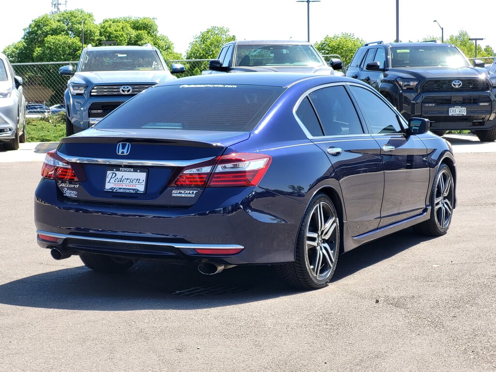 Used 2017 Honda Accord Sport SE Sedan