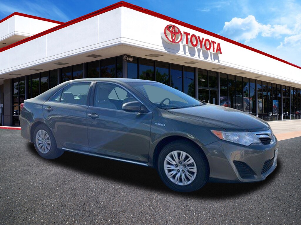 Used 2012 Toyota Camry Hybrid LE Sedan