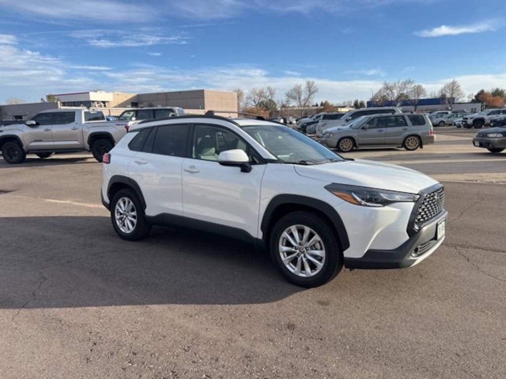 Used 2023 Toyota Corolla Cross LE SUV