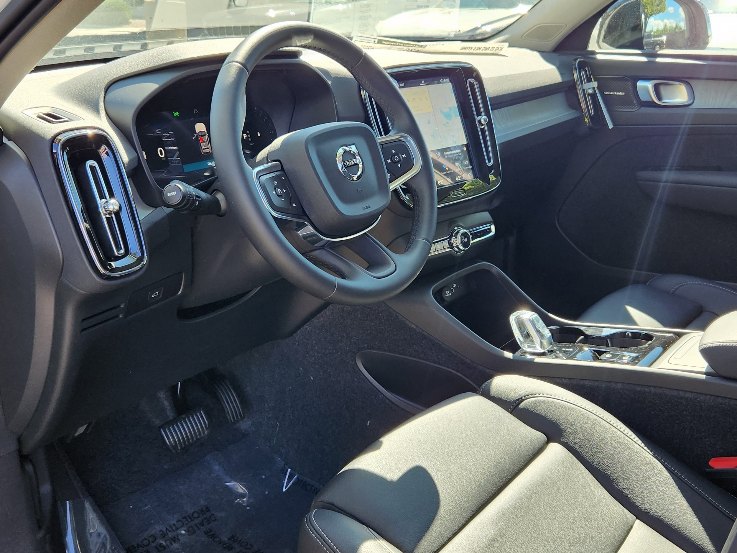 2026 Volvo XC40 Ultra - Photo 6