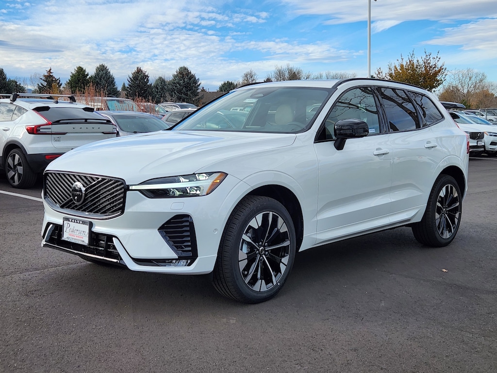 New 2026 Volvo XC60 B5 Plus SUV