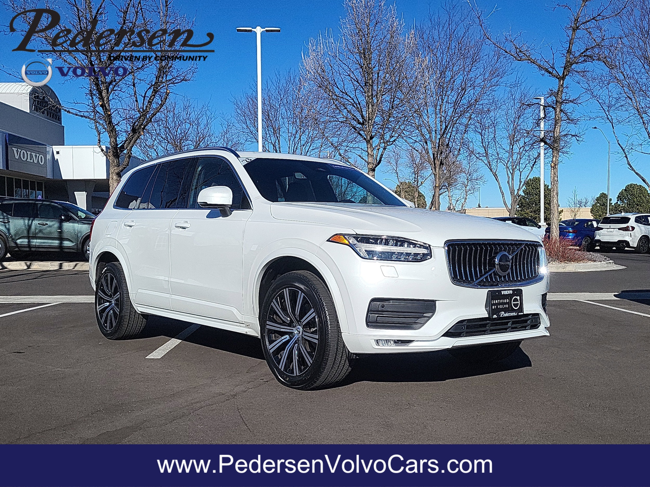 2023 Volvo XC90 Core's photo
