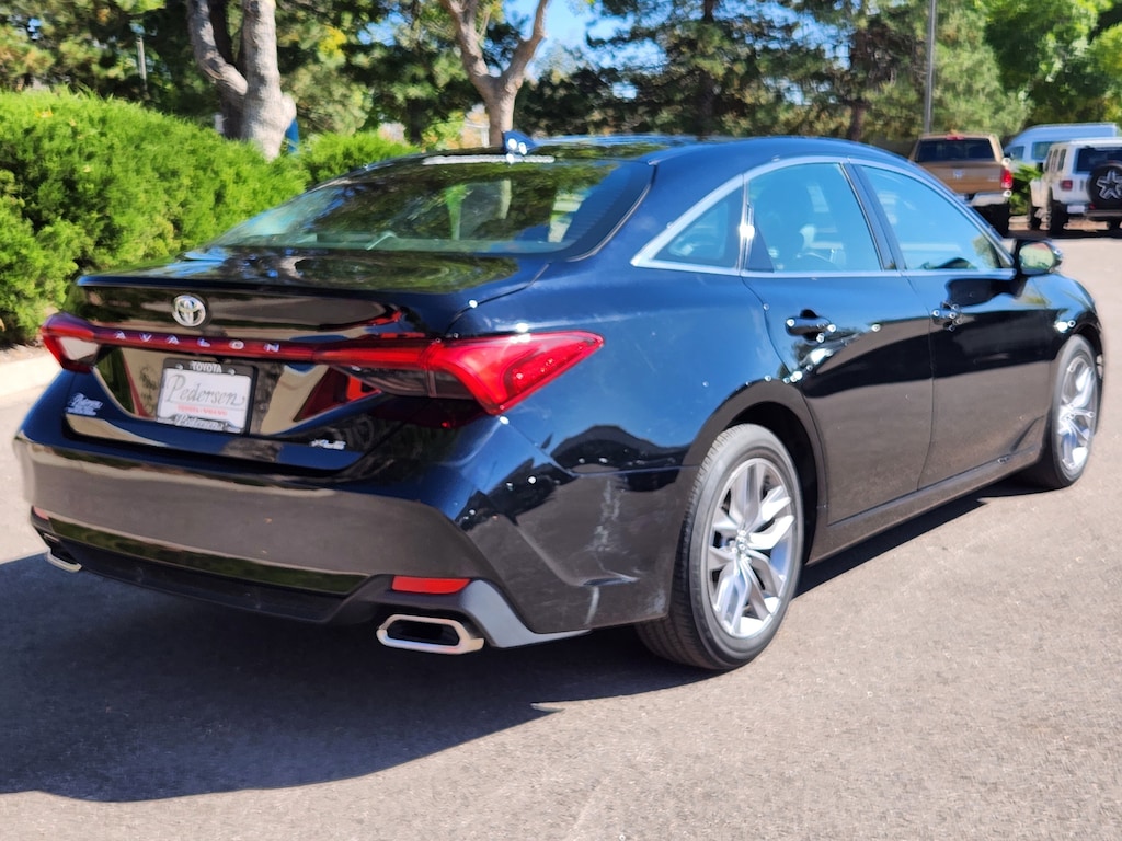 Used 2019 Toyota Avalon XLE Sedan