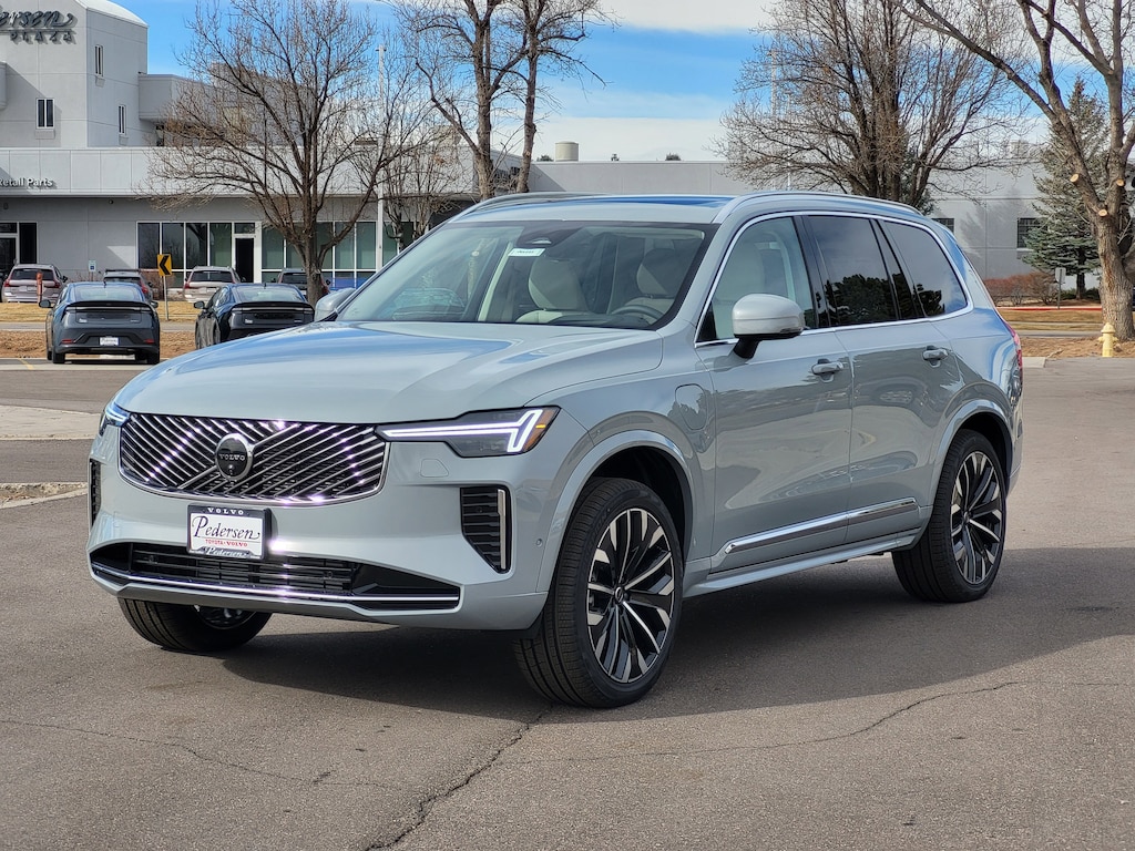 New 2026 Volvo XC90 plug-in hybrid T8 Ultra 7-Seater SUV