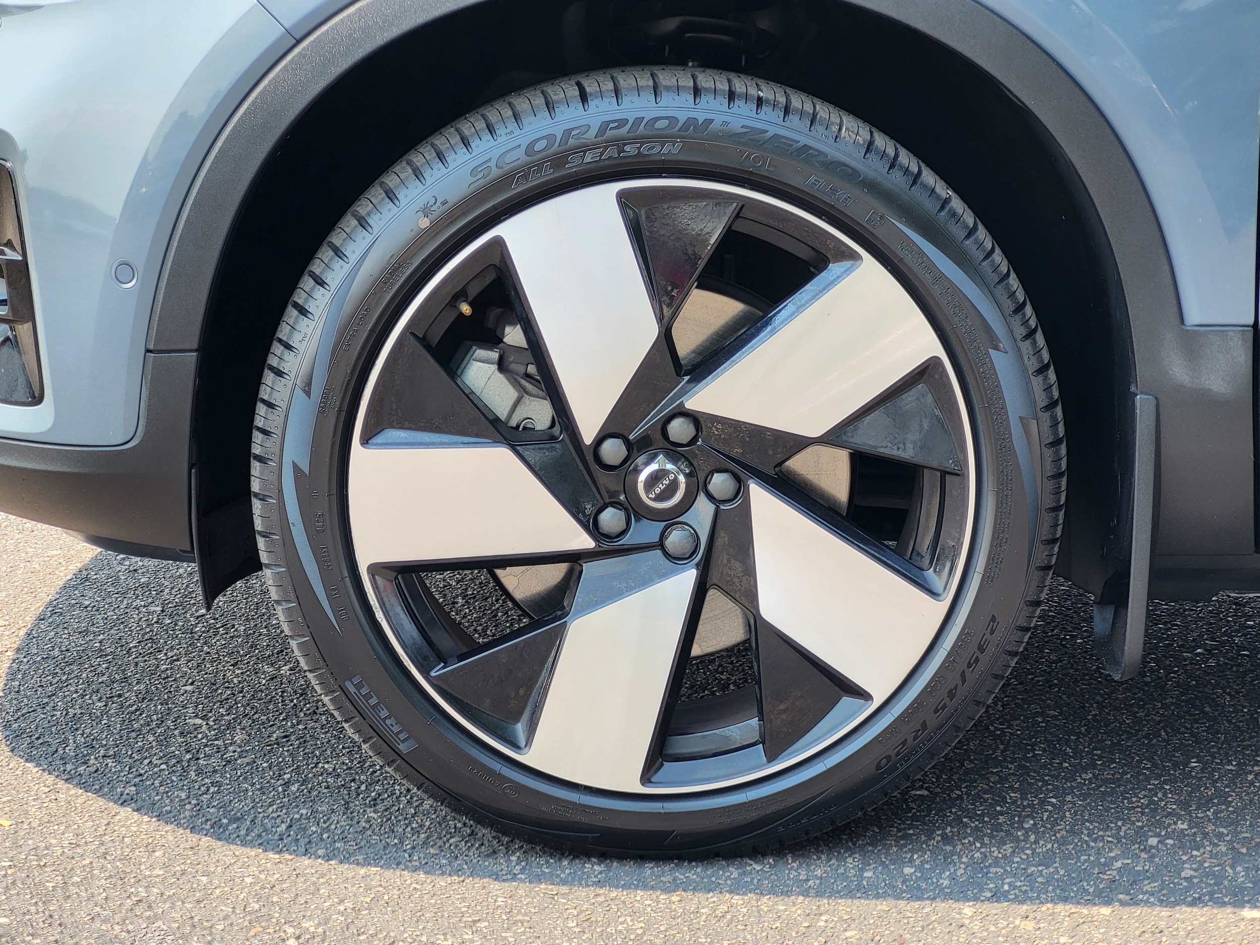 2023 Volvo XC40 Ultimate - Photo 7