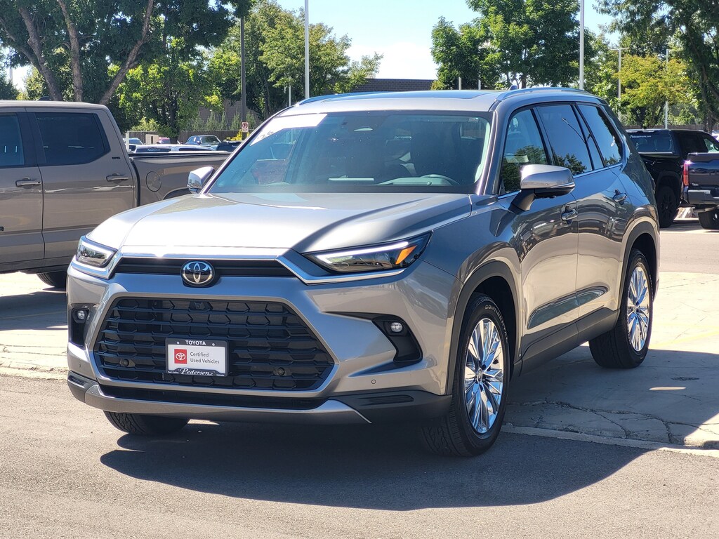 Used 2026 Toyota Grand Highlander Platinum SUV