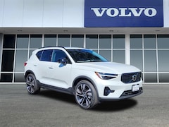 2026 Volvo XC40 B5 Ultra SUV
