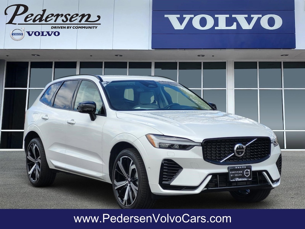 Certified 2024 Volvo XC60 plug-in hybrid T8 Ultimate Dark SUV