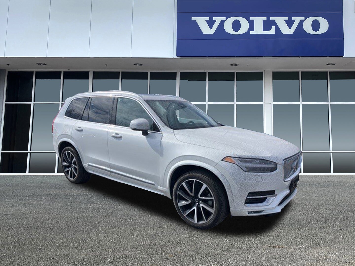 2023 Volvo XC90 SUV 