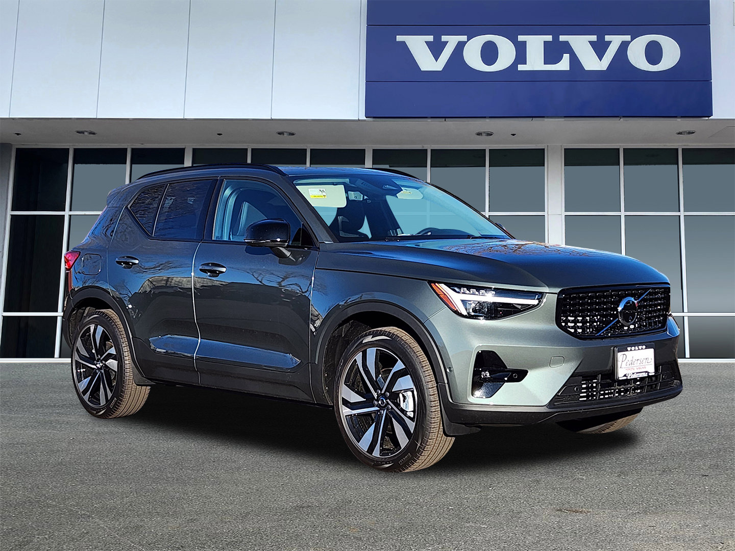 2026 Volvo XC40 Ultra's photo