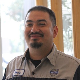 Staff member Ronny Galvez  from ID_cadc4e6d5af6