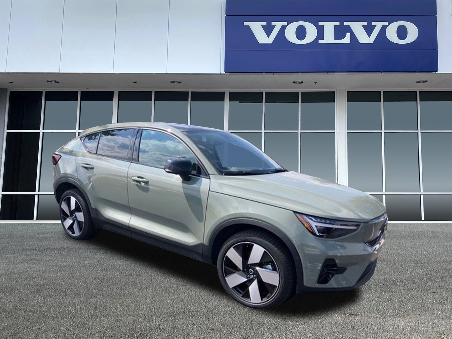 2023 Volvo C40 P8 Recharge Ultimate AWD's photo