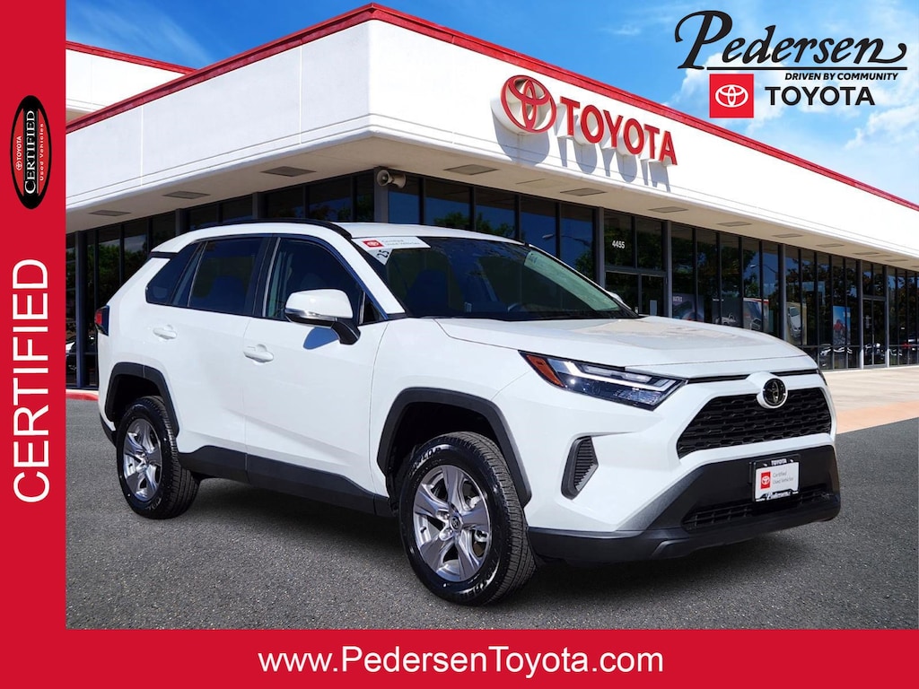 Used 2025 Toyota RAV4 XLE SUV