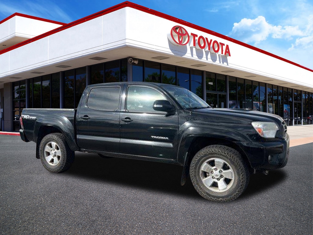 Used 2015 Toyota Tacoma V6 Truck Double Cab